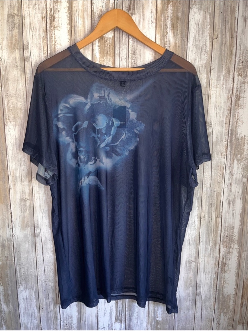 NWT Torrid Mesh Sheer Layering Tee Peacock Blue Floral 3X 22-24 - Picture 3 of 5